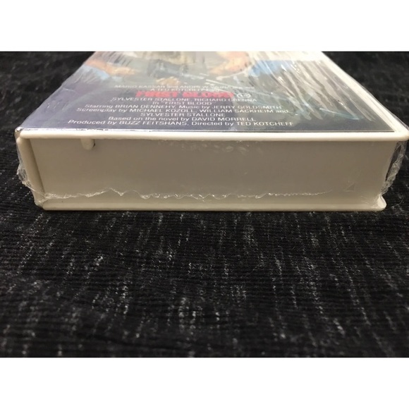 Rambo First Blood Part 2 Clamshell Sealed Very Rare - Picture 4 of 9